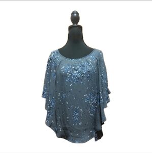 ELLE Gray Women's Pancho Style Top With Blue Floral Petal Print